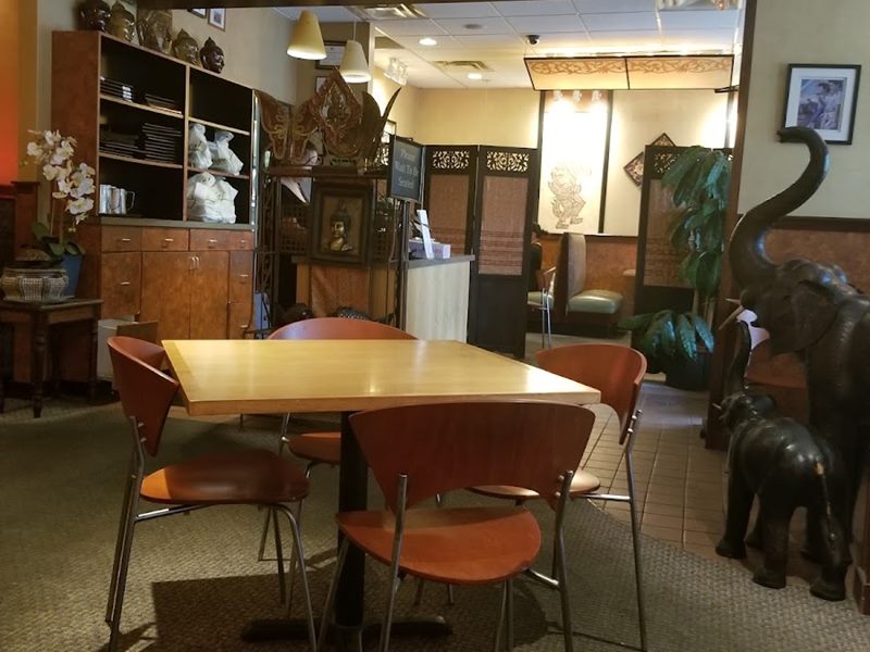 Sy Thai Shores interior